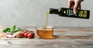 Alavuden kylmäpuristettu Luomurypsiöljy 250 ml